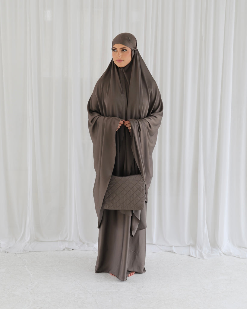 Silk Prayer Set Deep Greige - SOFINAS