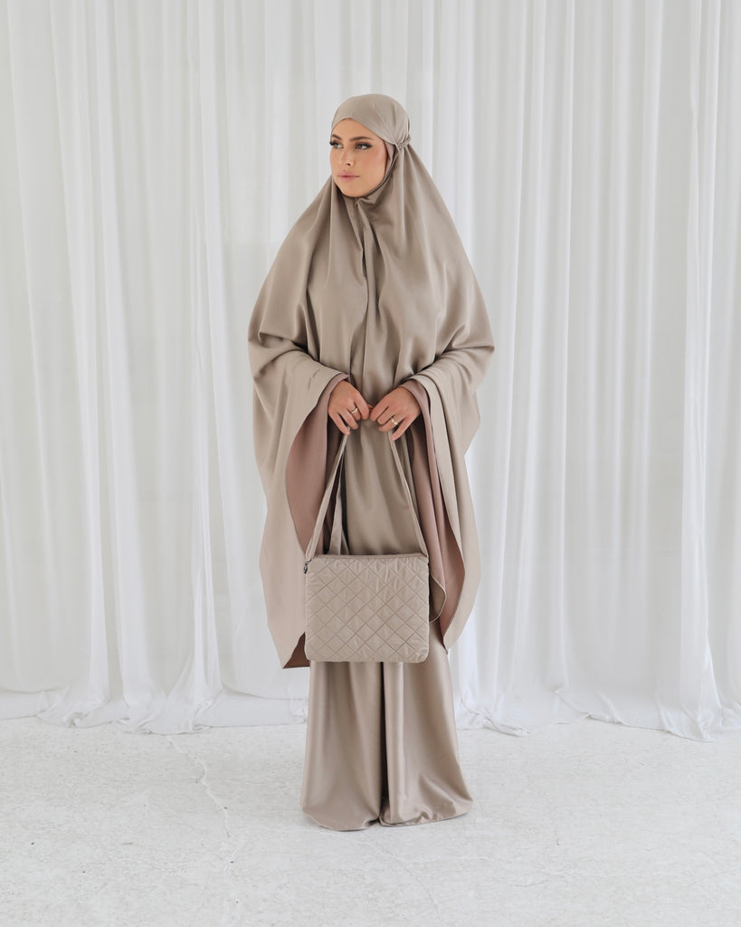 Soft Sateen Prayer Set Nude - SOFINAS