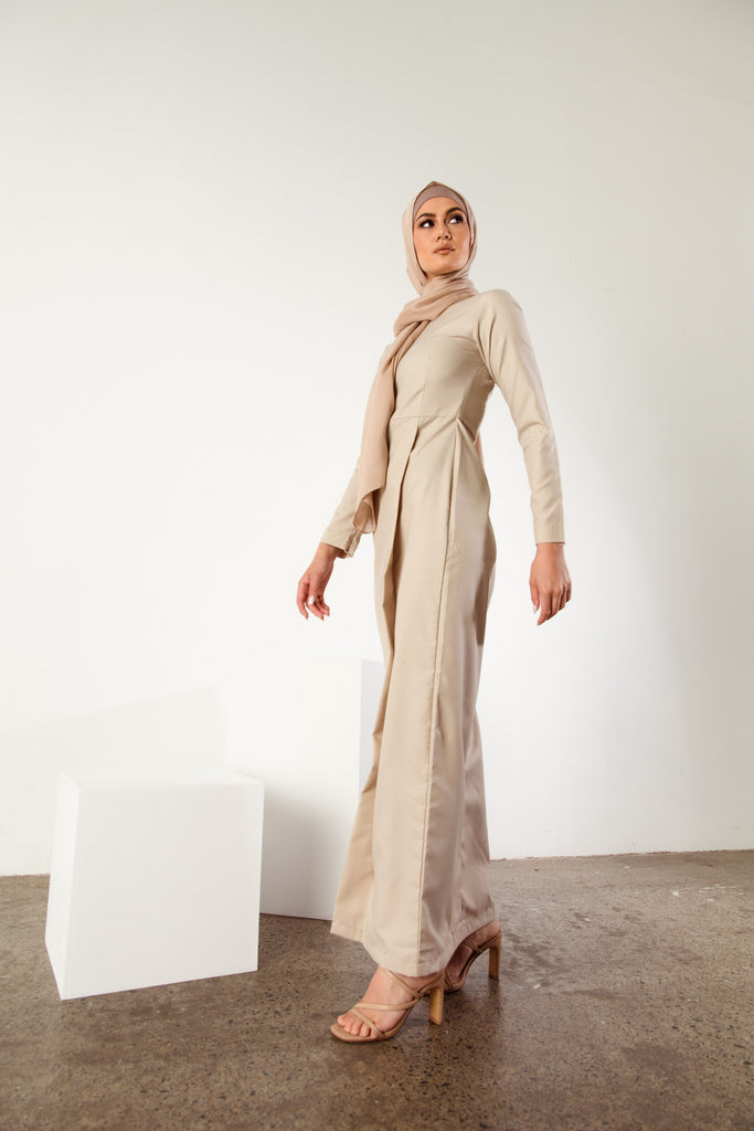 Demure Dress in Linen - SOFINAS