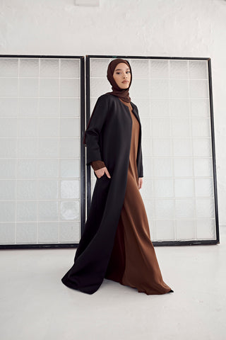 Premium Slim Line Abaya in Serpentine